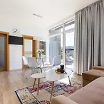 וילה Sea Garden Atostogu Namai Su Baseinu, Kunigiskiai *