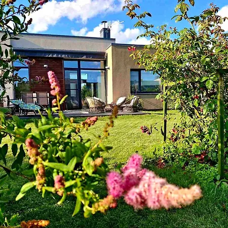 Sea Garden Atostogu Namai Su Baseinu, Kunigiskiai *