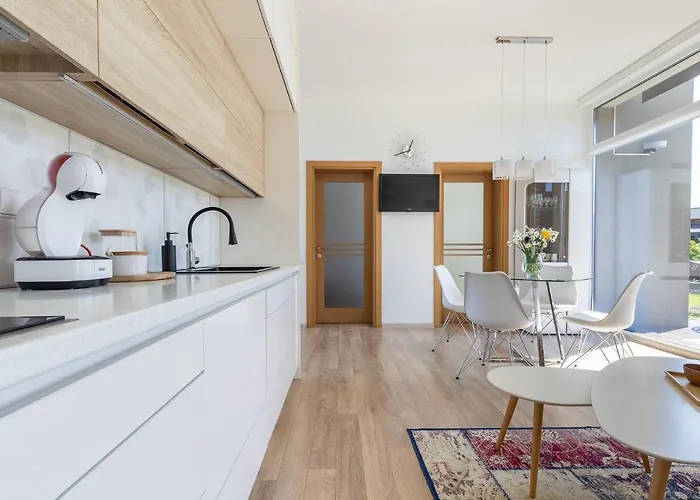 וילה Sea Garden Atostogu Namai Su Baseinu, Kunigiskiai פלאנגה